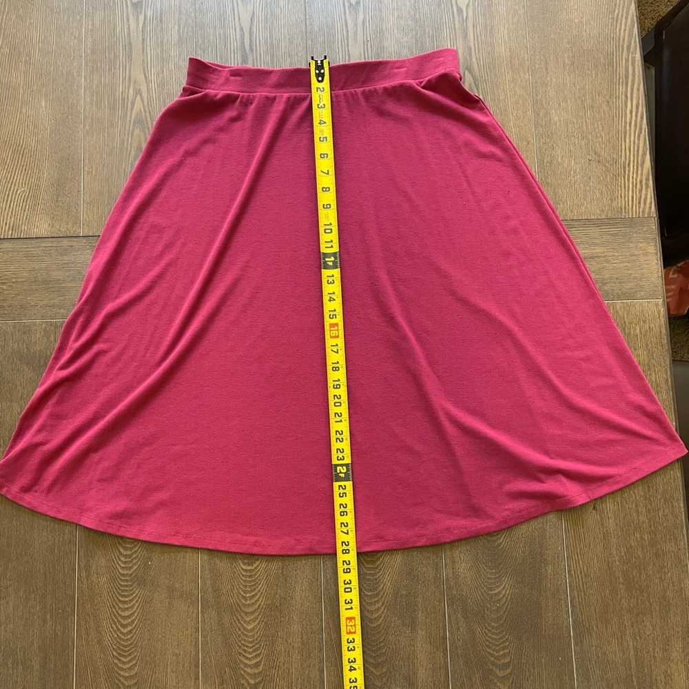 DownEast Raspberry Skirt. Size Large - Picture 2 of 8
